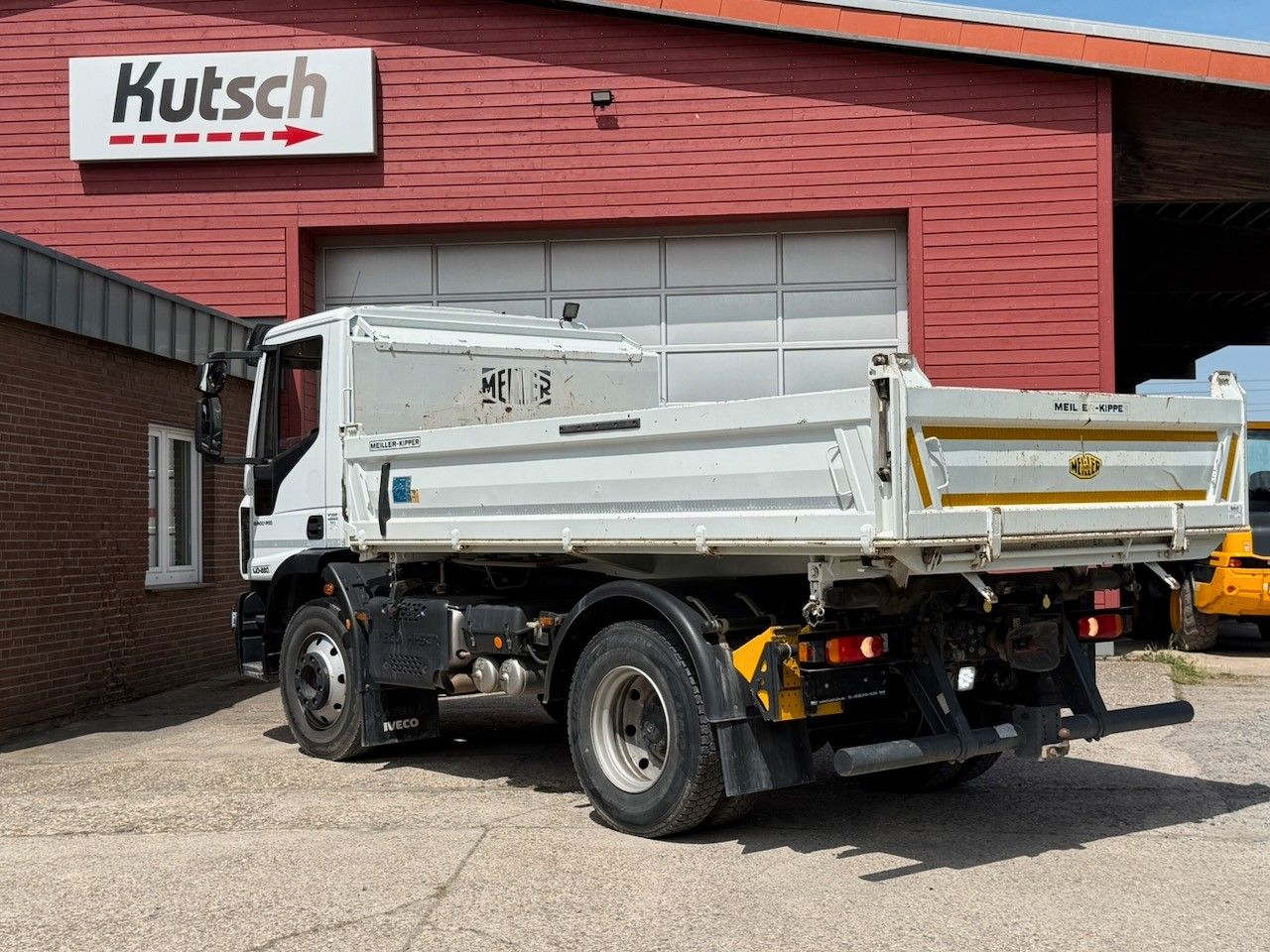 Fahrzeugabbildung Iveco 140E 280 K Kipper 3 Seiten, AHK mit Hydr.