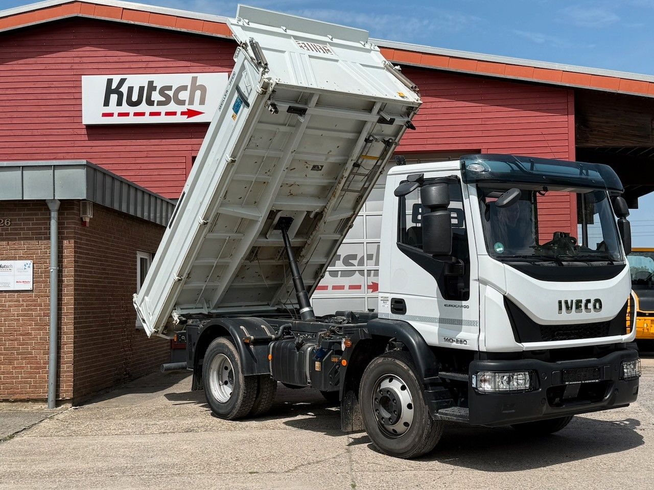 Fahrzeugabbildung Iveco 140E 280 K Kipper 3 Seiten, AHK mit Hydr.