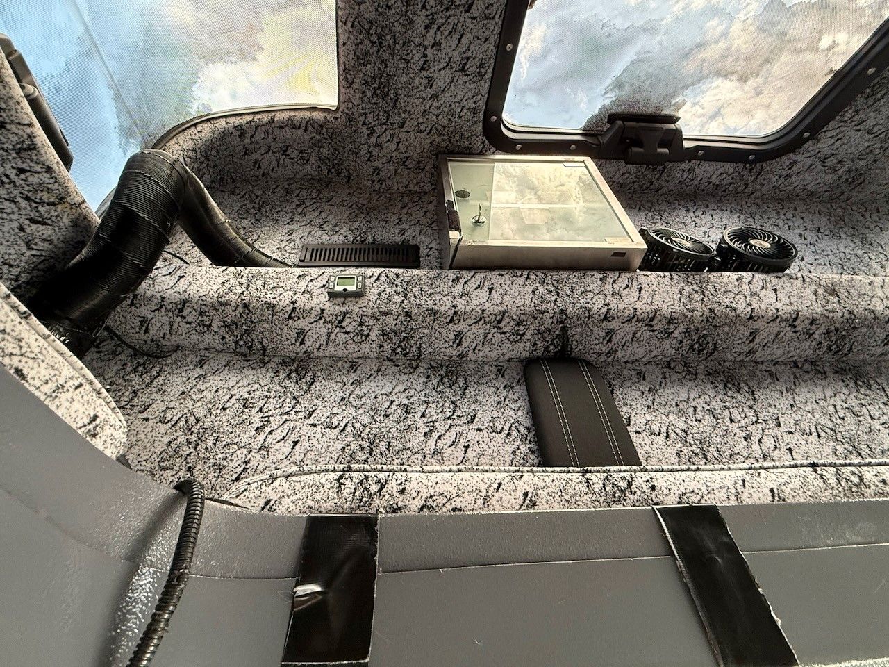 Fahrzeugabbildung Iveco Daily 35S180 Koffer/Lbw. Individuell