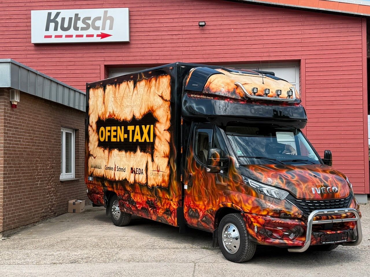 Fahrzeugabbildung Iveco Daily 35S180 Koffer/Lbw. Individuell