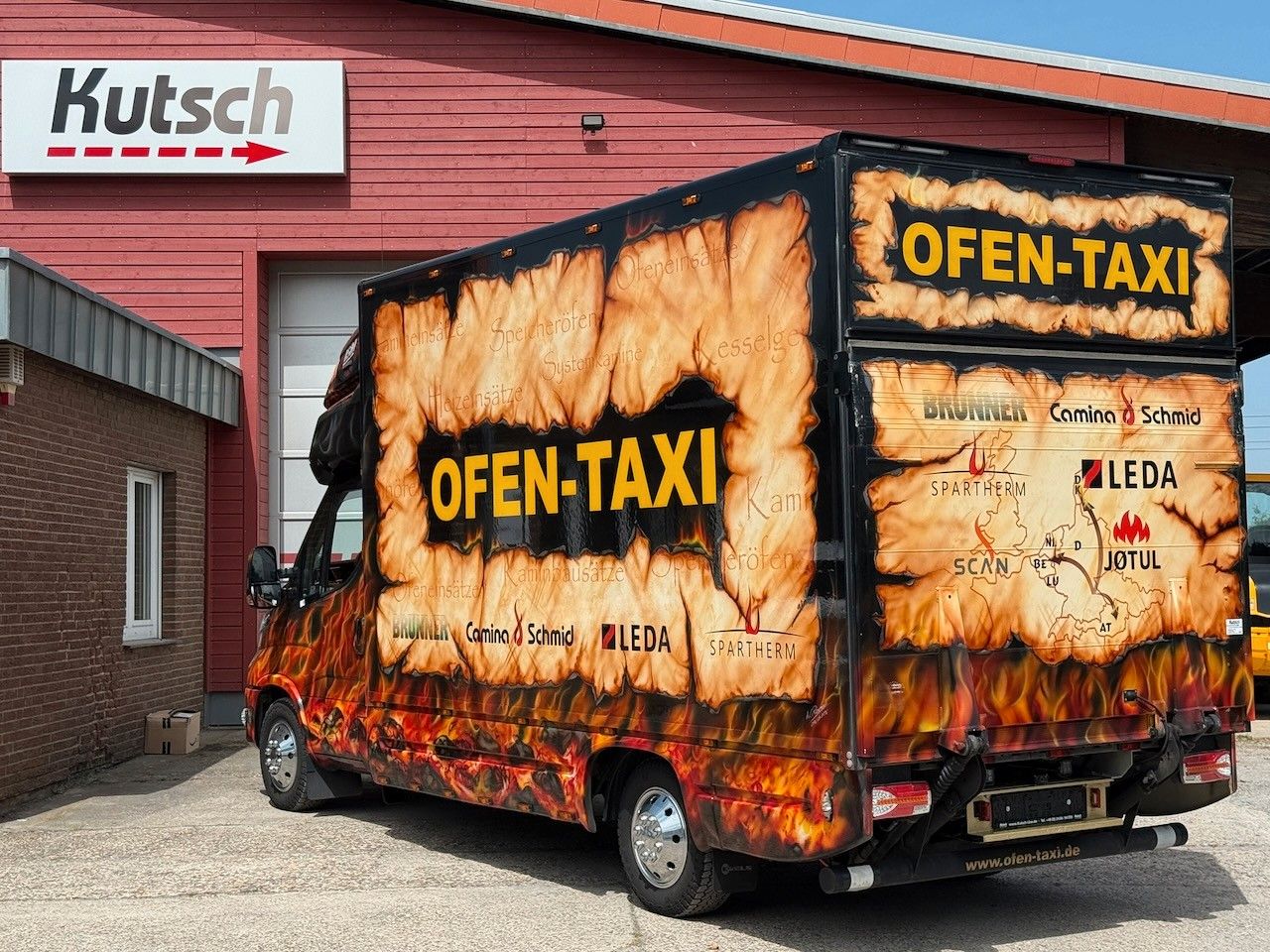 Fahrzeugabbildung Iveco Daily 35S180 Koffer/Lbw. Individuell
