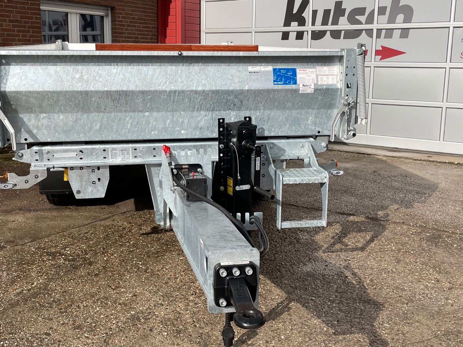 Fahrzeugabbildung Müller-Mitteltal KA-TA-R 11,9 Breitreifen, Alu-Rampen, LED