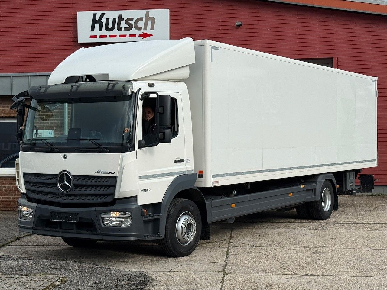 Mercedes-Benz 1530L Atego Koffer/Lbw. 8,20m,