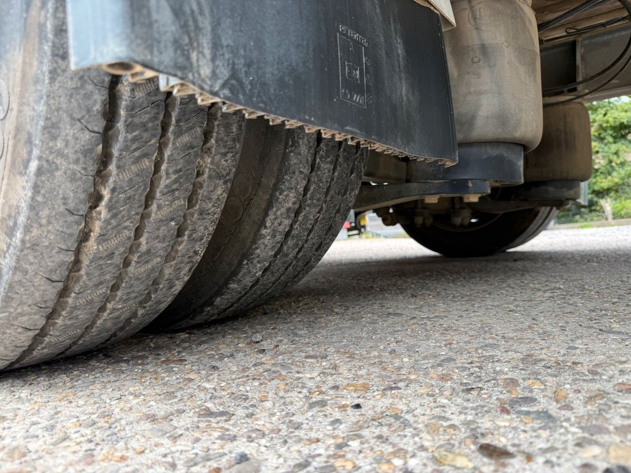 Fahrzeugabbildung Humbaur 14t luftgefedert, 7,20m, Schwenköse 40/50mm