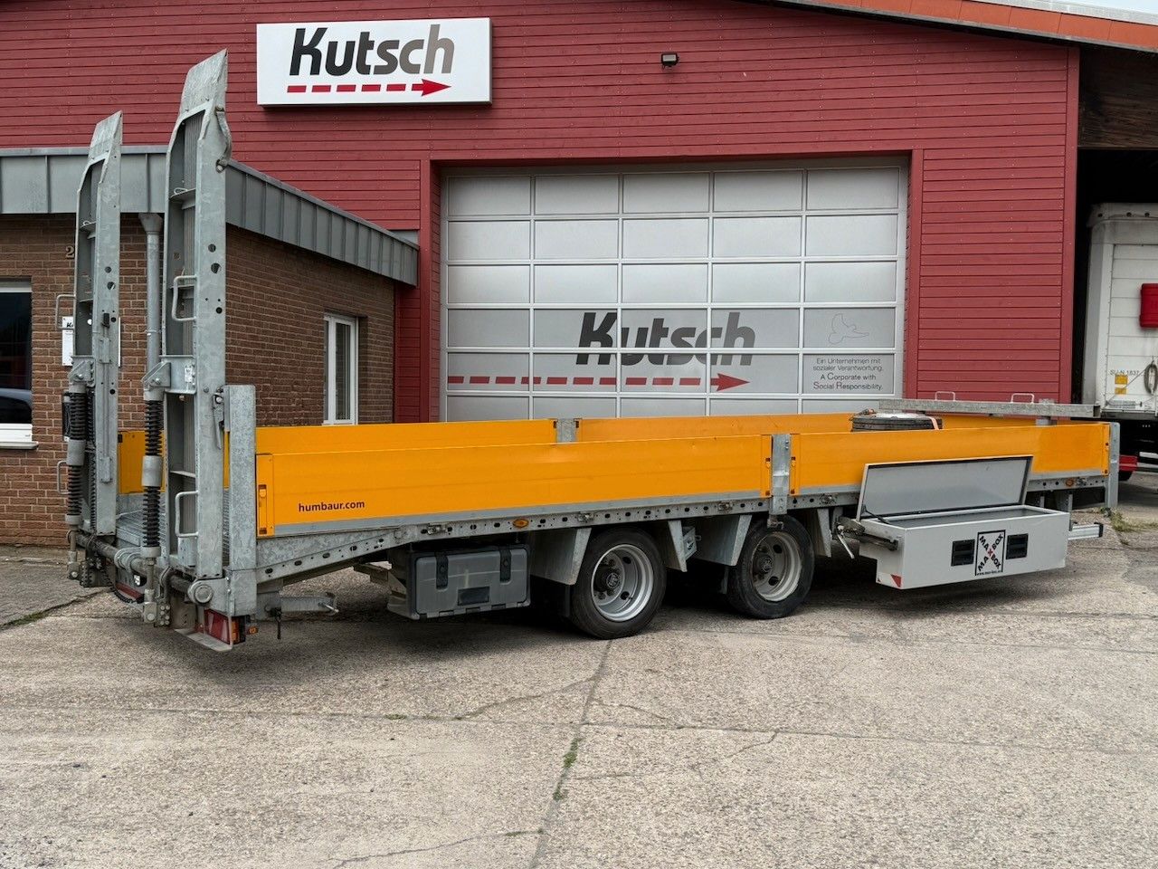 Fahrzeugabbildung Humbaur 14t luftgefedert, 7,20m, Schwenköse 40/50mm