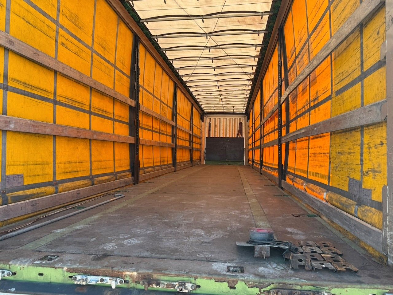 Fahrzeugabbildung Krone Coil, Lenk, Alu, Rungen, Alcoa, Standard