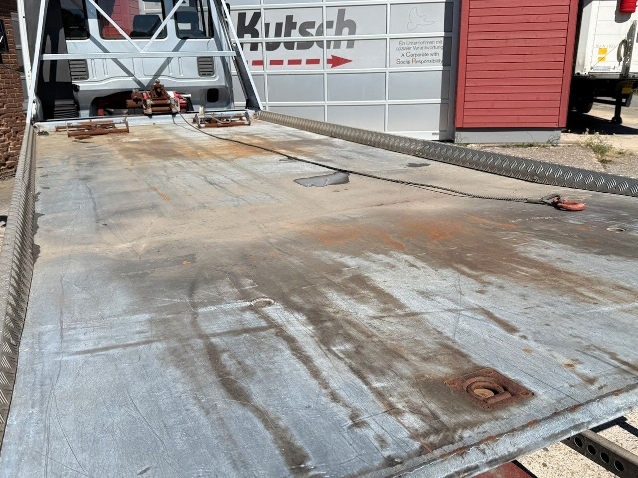 Fahrzeugabbildung Iveco ML 75E 14, Schiebeplateau, Hubbrille