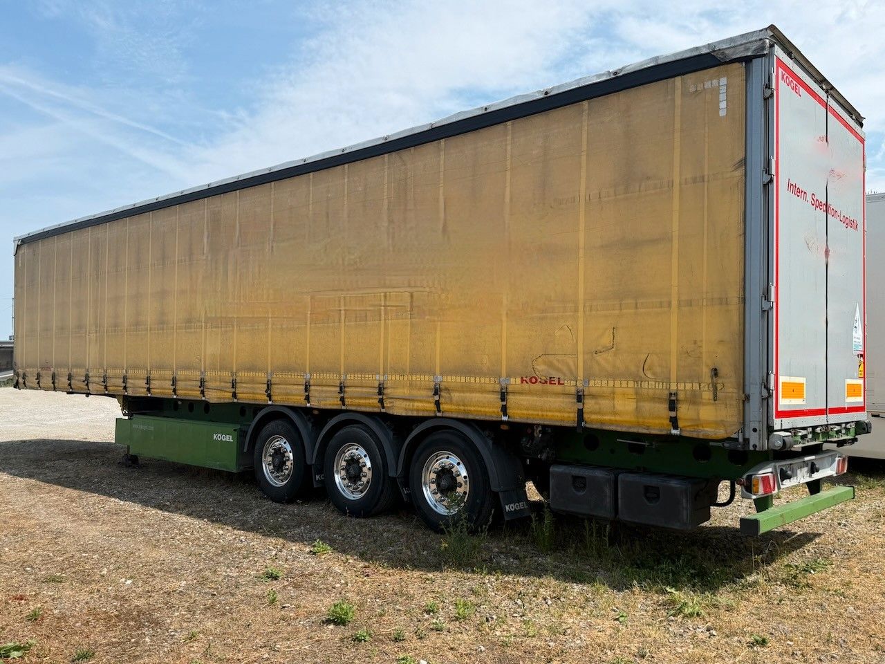 Fahrzeugabbildung Kögel SN 24 Standard und Mega, Coil, Alu, Lift