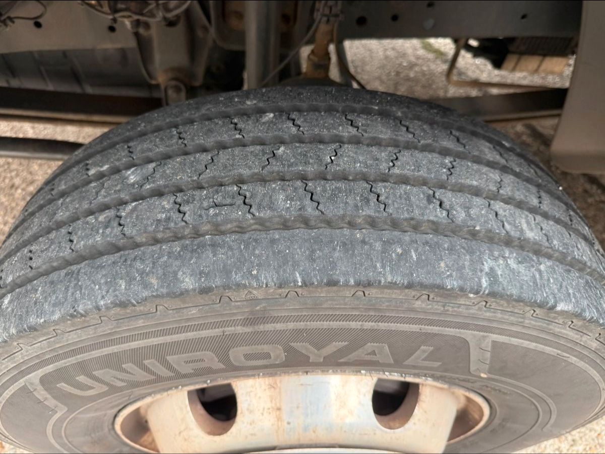 Fahrzeugabbildung Mercedes-Benz 822L Atego Koffer/Lbw., Heizung, Isoliert