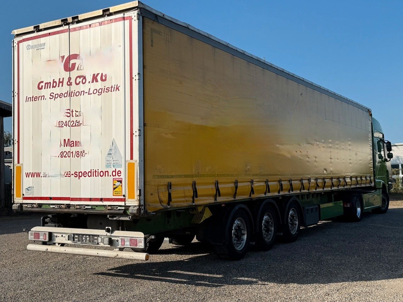 Fahrzeugabbildung DAF XF 510 SuperSpace Cab + Krone 3achs Coil