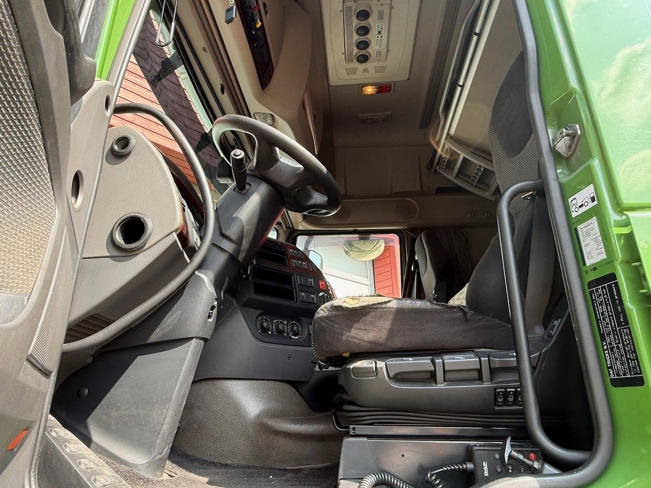 Fahrzeugabbildung DAF XF 510 SuperSpace Cab + Krone 3achs Coil