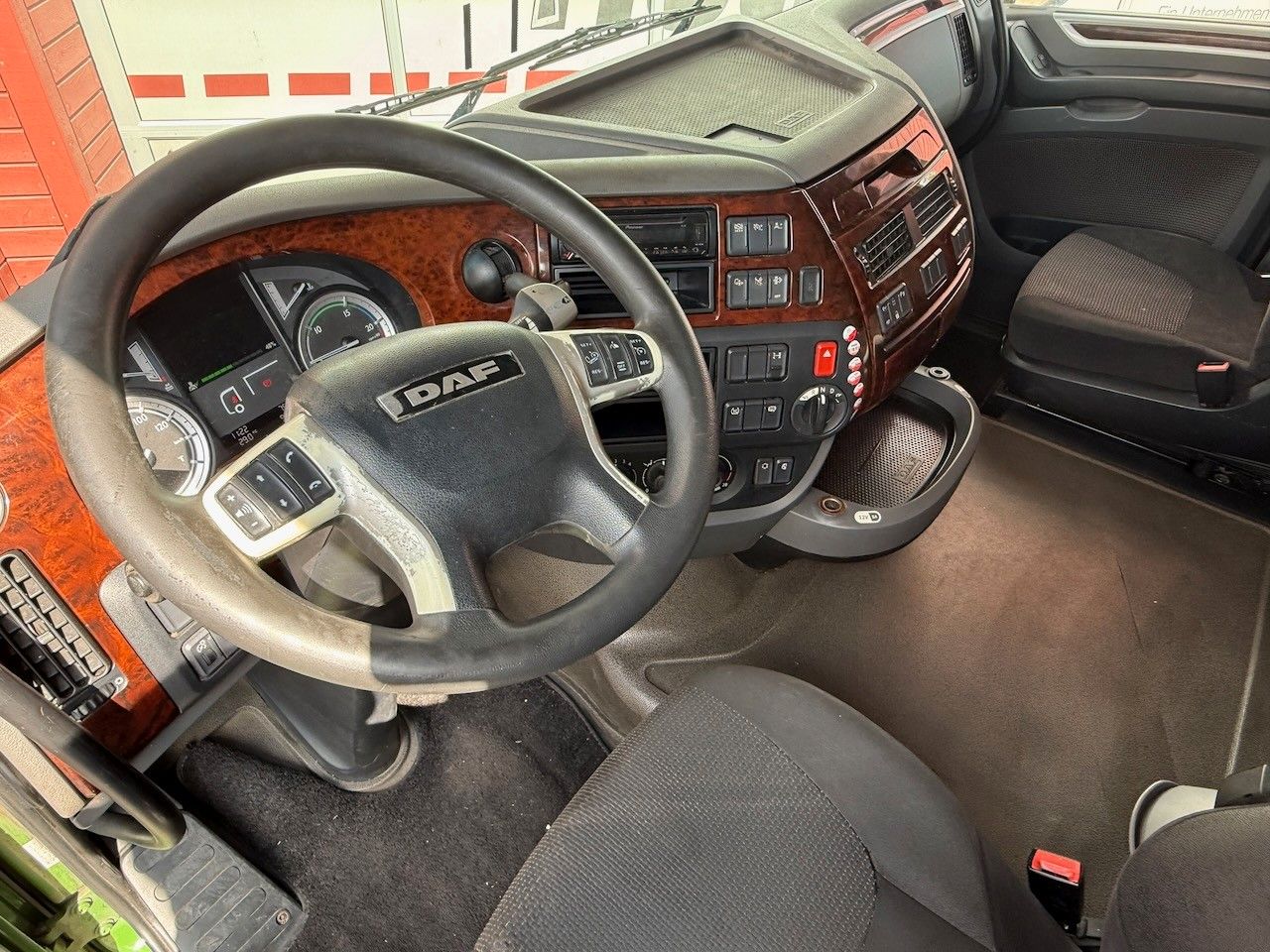 Fahrzeugabbildung DAF XF 510 SuperSpace Cab + Krone 3achs Coil
