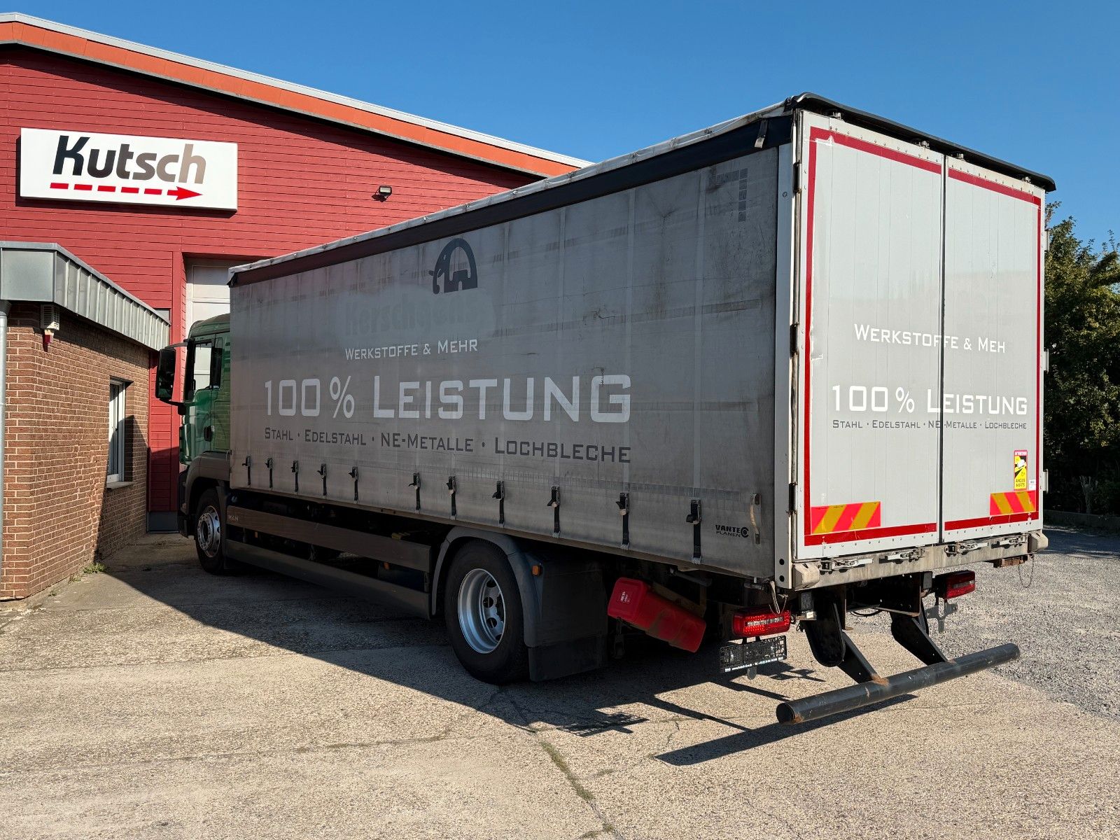 Fahrzeugabbildung MAN TGS 18.320LL Pritsche, Klima, S-Heizung, Lie