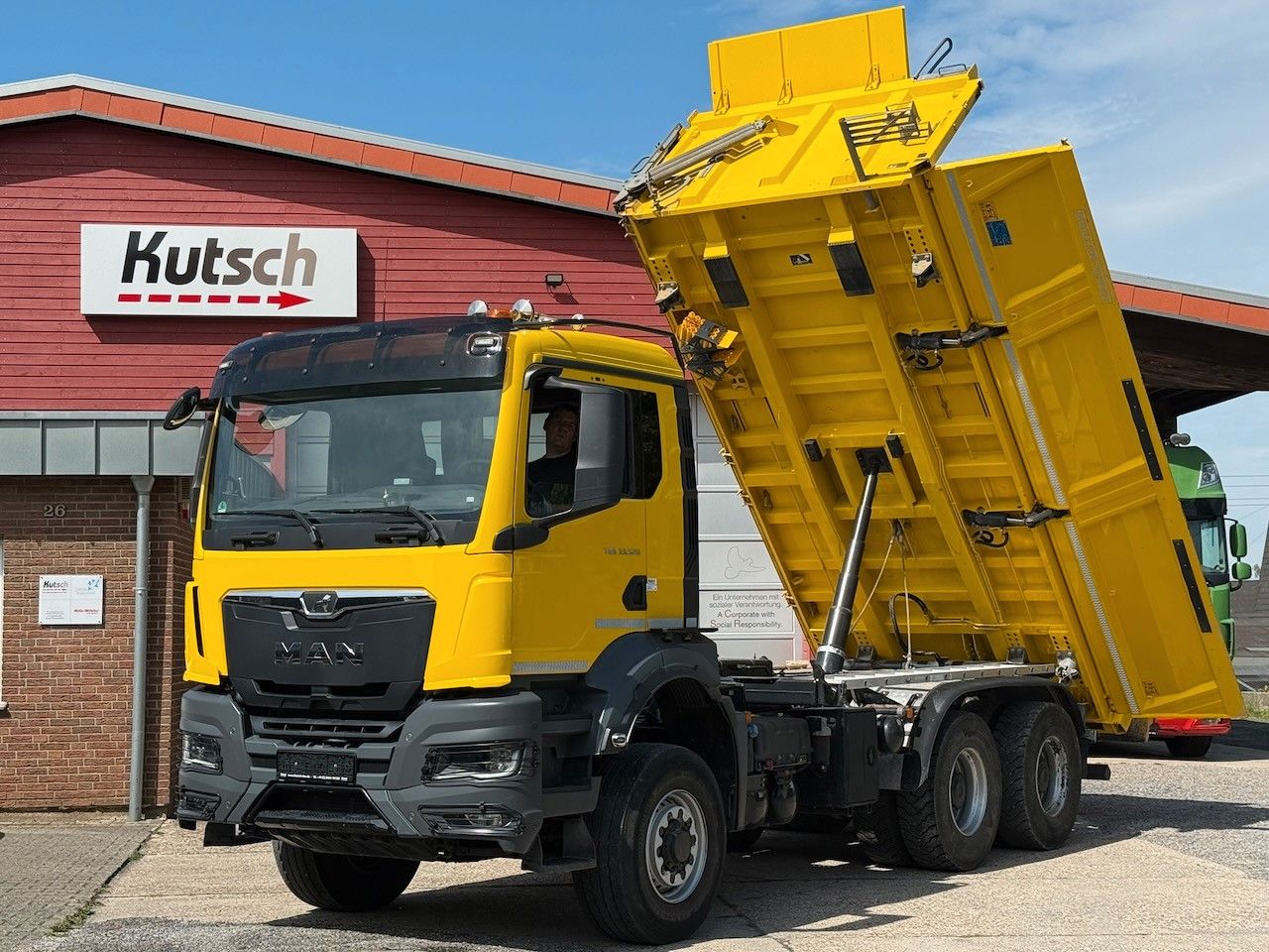 MAN TGS 33.520/6x6H BL Allrad-Kipper, Bordmatik