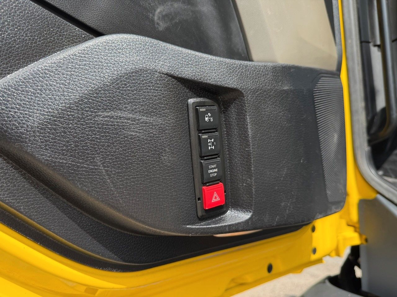 Fahrzeugabbildung MAN TGS 33.520/6x6H BL Allrad-Kipper, Bordmatik