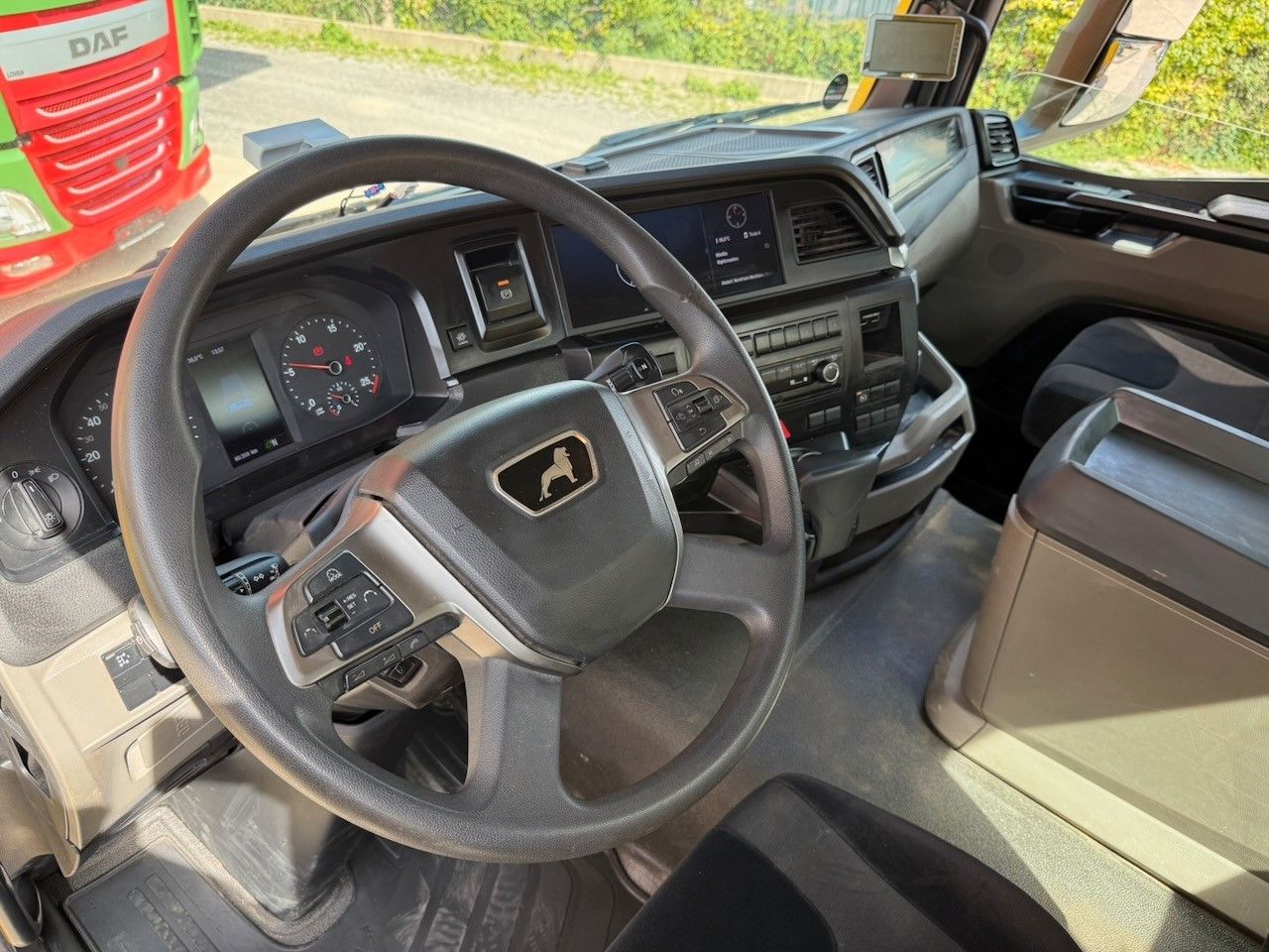 Fahrzeugabbildung MAN TGS 33.520/6x6H BL Allrad-Kipper, Bordmatik