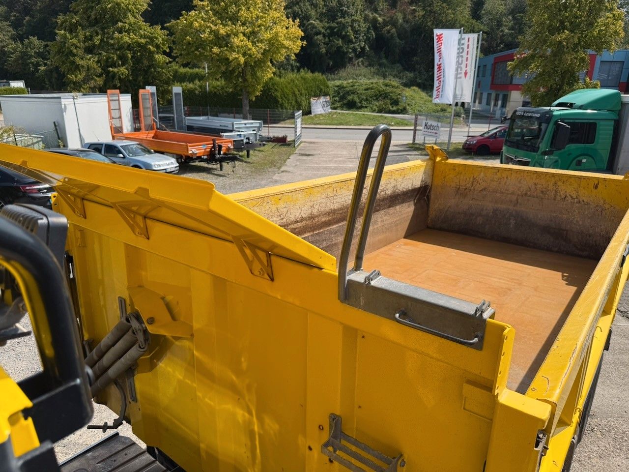 Fahrzeugabbildung MAN TGS 33.520/6x6H BL Allrad-Kipper, Bordmatik