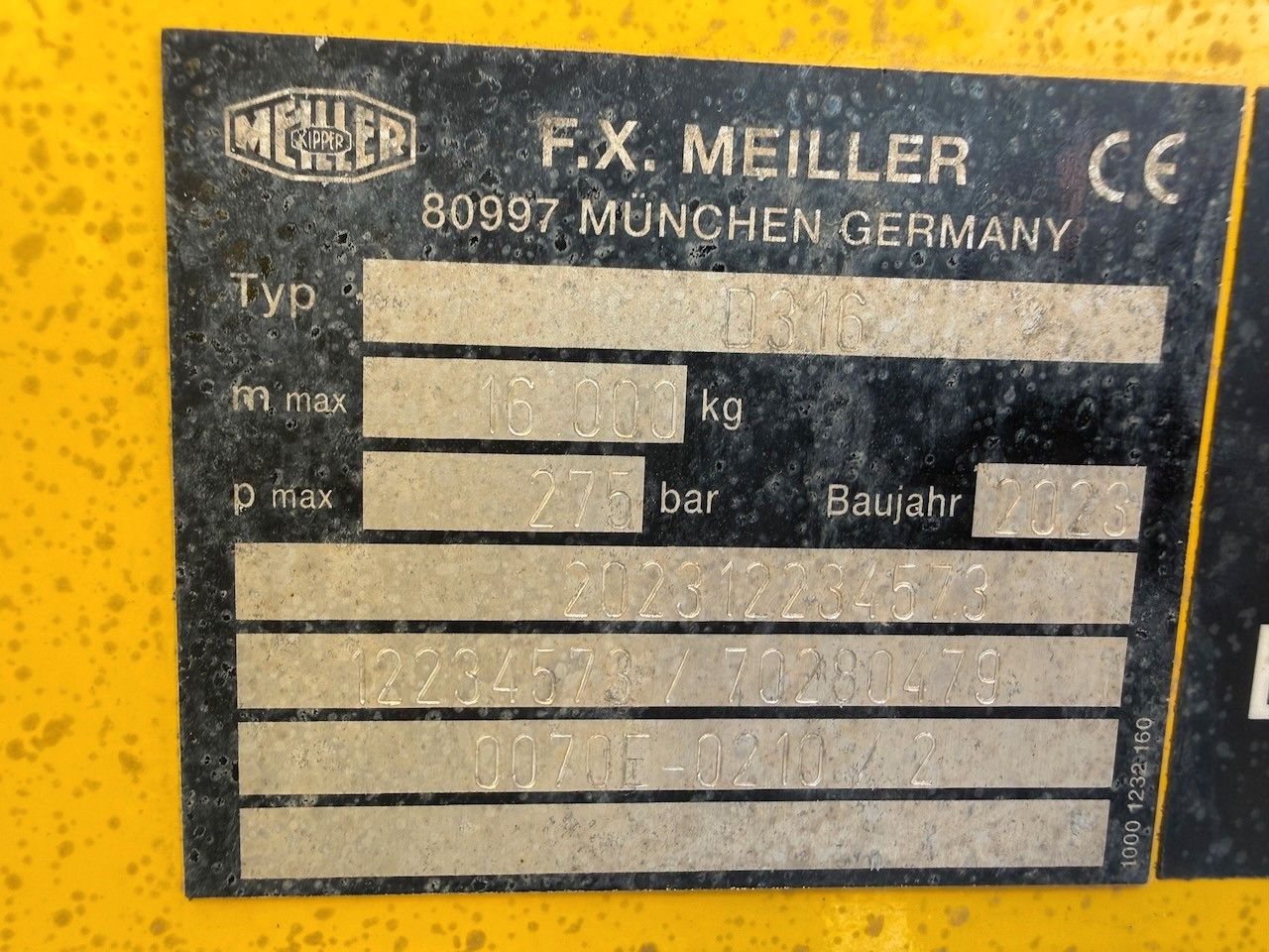 Fahrzeugabbildung MAN TGS 33.520/6x6H BL Allrad-Kipper, Bordmatik