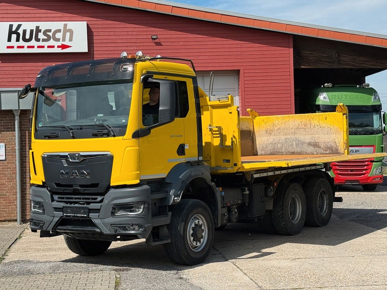 Fahrzeugabbildung MAN TGS 33.520/6x6H BL Allrad-Kipper, Bordmatik