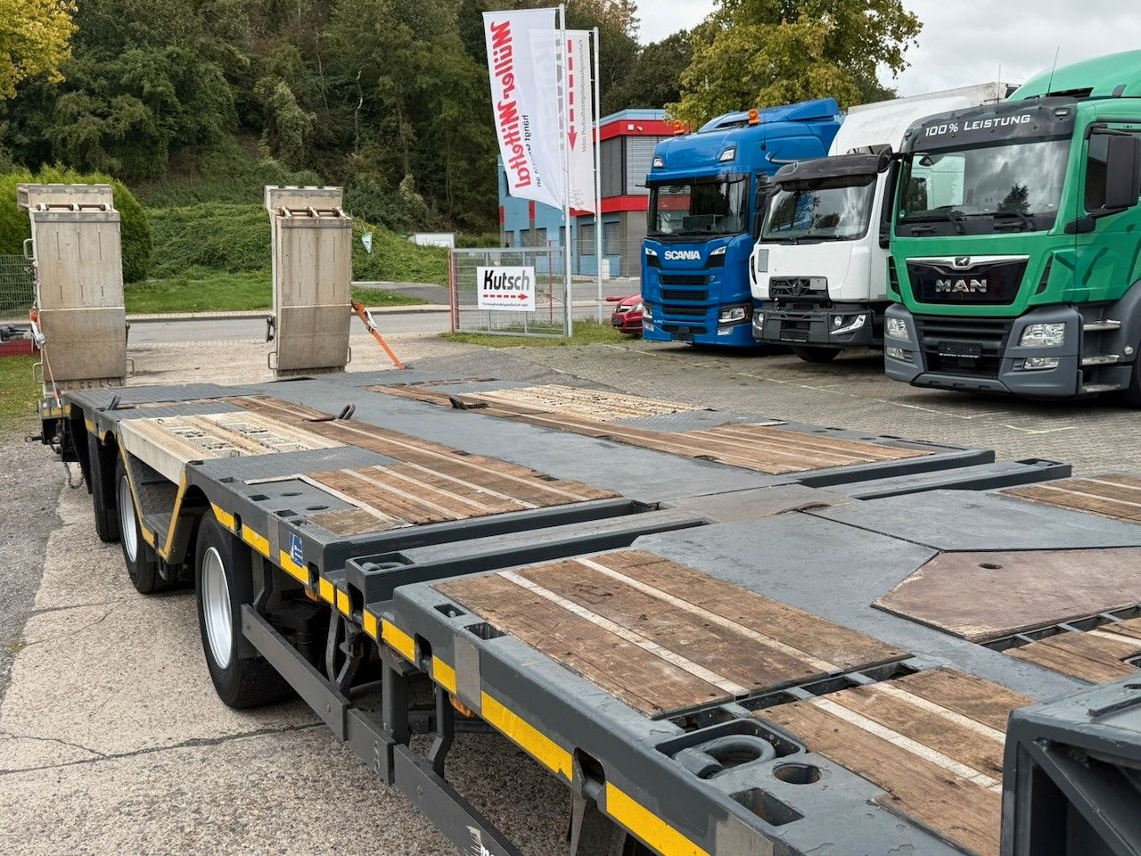 Fahrzeugabbildung Meusburger MTS-3 Tele Lenk, 49t Tieflader mit Rampen