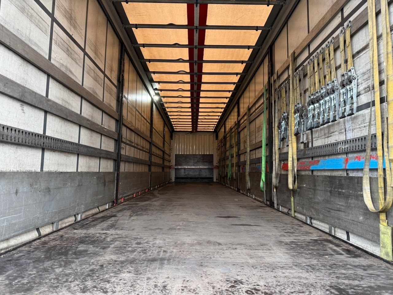 Fahrzeugabbildung Krone Bordwände, Alufelgen, 2 x Liftachse, safety roof