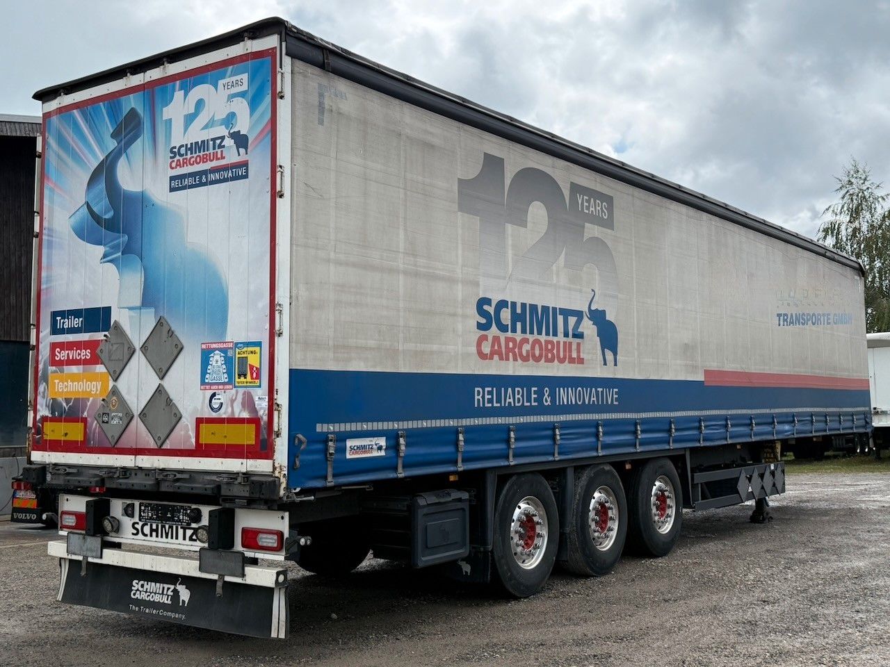 Fahrzeugabbildung Schmitz Cargobull Standard, 2 x Liftachse, Alufelgen, RSAB