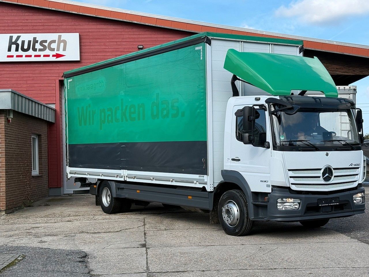 Fahrzeugabbildung Mercedes-Benz Atego 1530L Pritsche/Plane, Klima, Standheizung