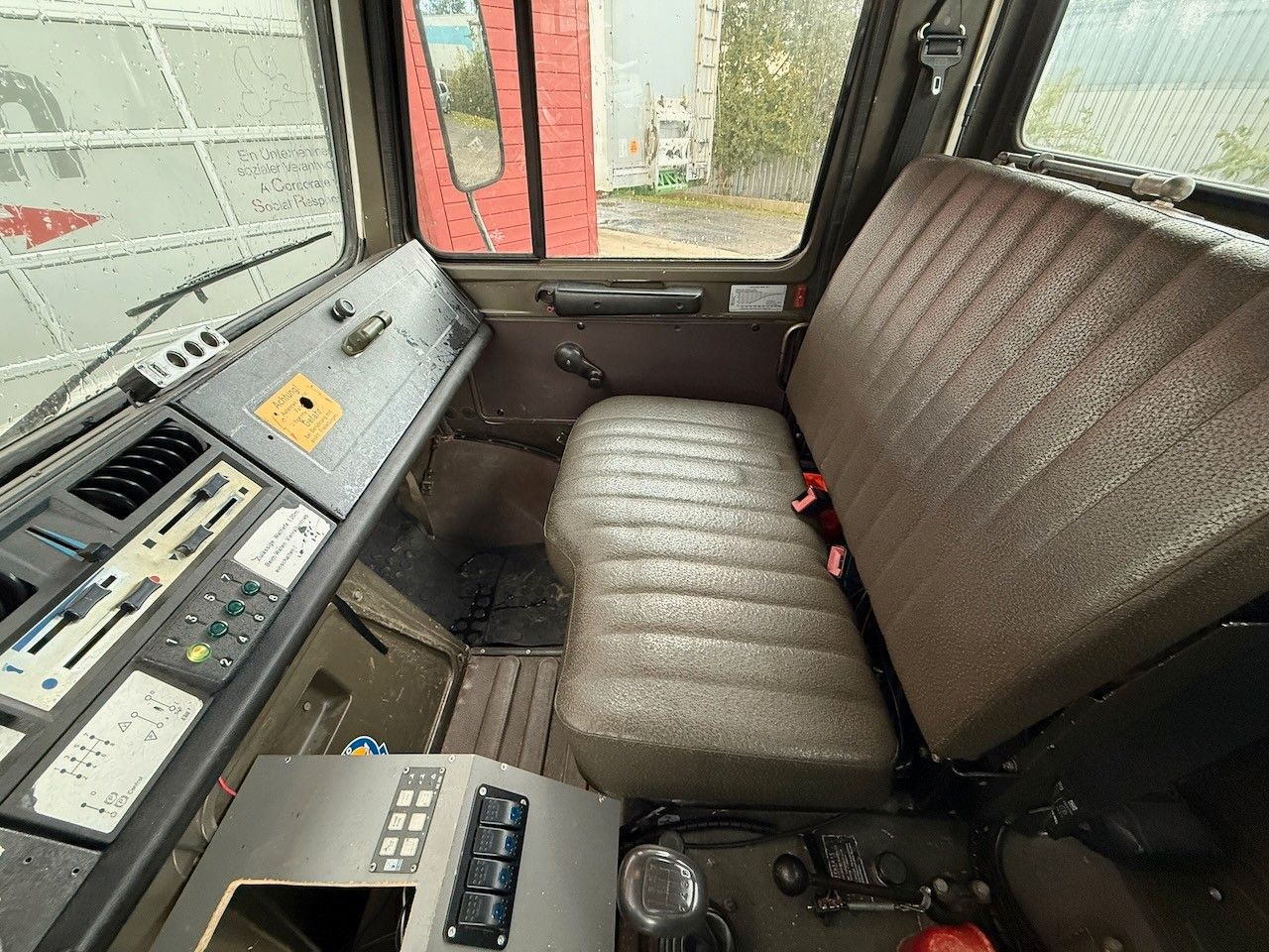 Fahrzeugabbildung Unimog 435