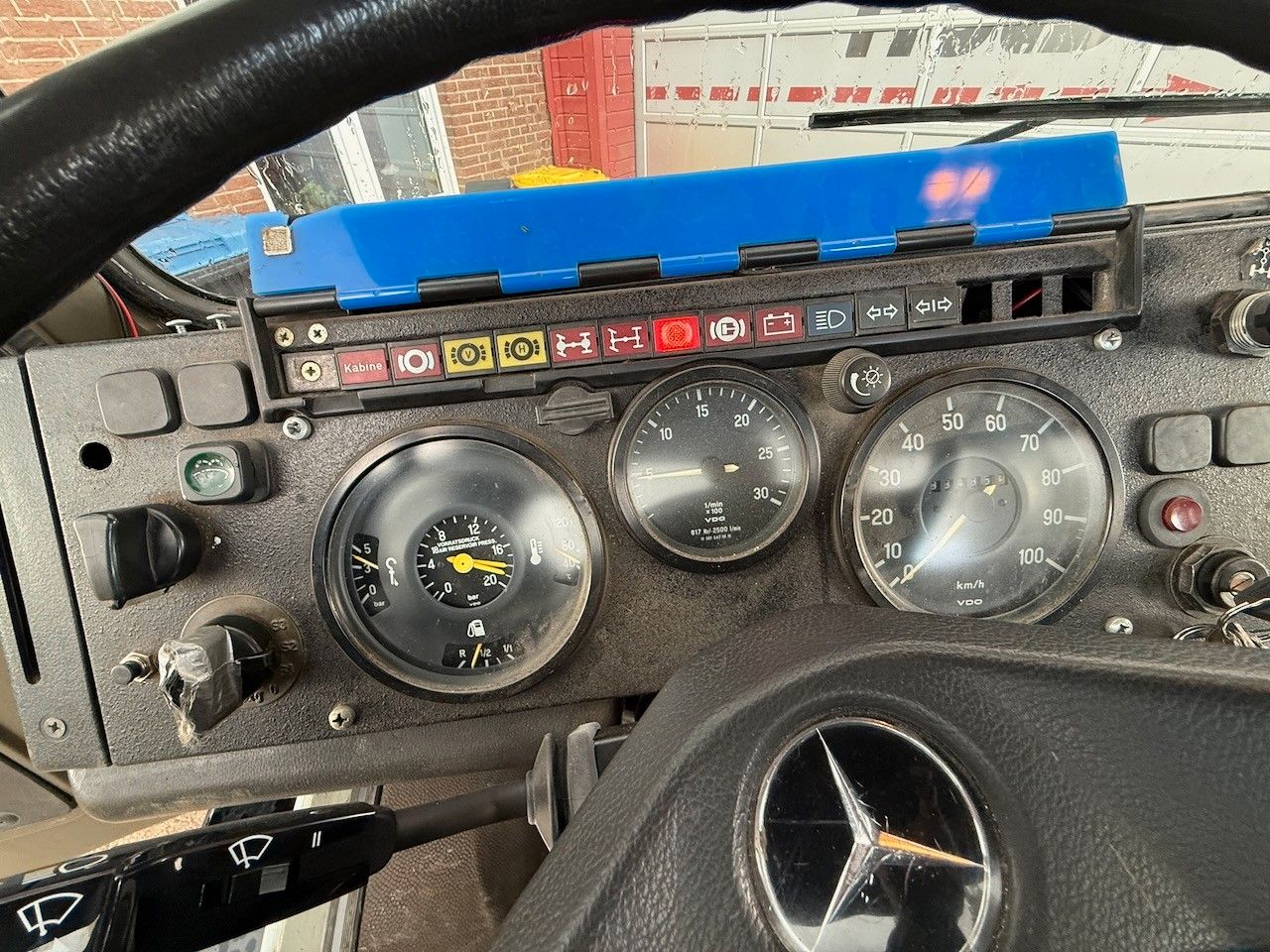 Fahrzeugabbildung Mercedes-Benz Unimog 435 Allrad-Pritsche, Zivilschutz