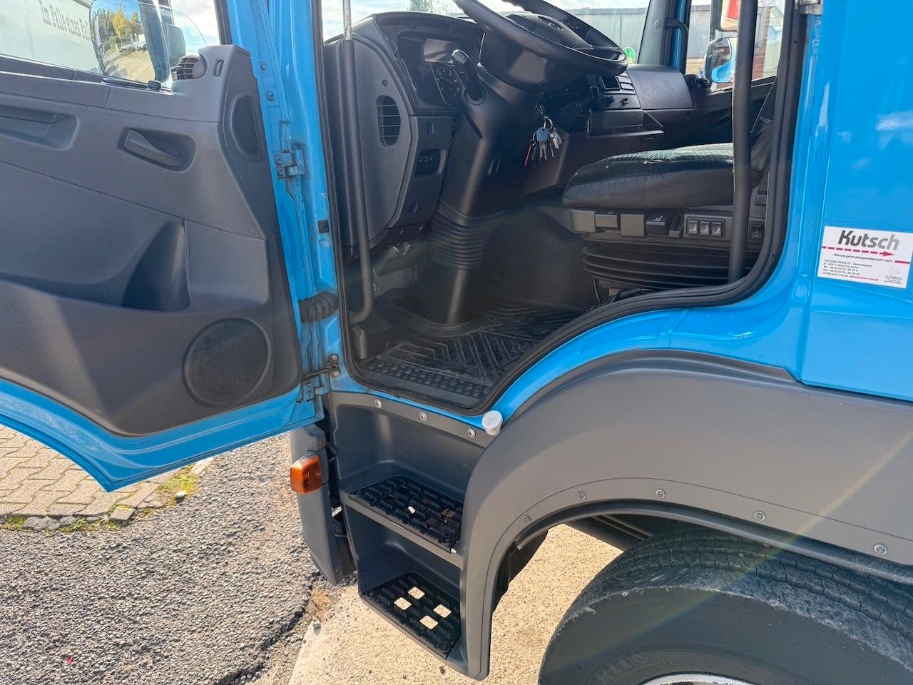 Fahrzeugabbildung Mercedes-Benz 1524 L / 1624 L Atego Tiefkühlwagen/Türen + Lbw.