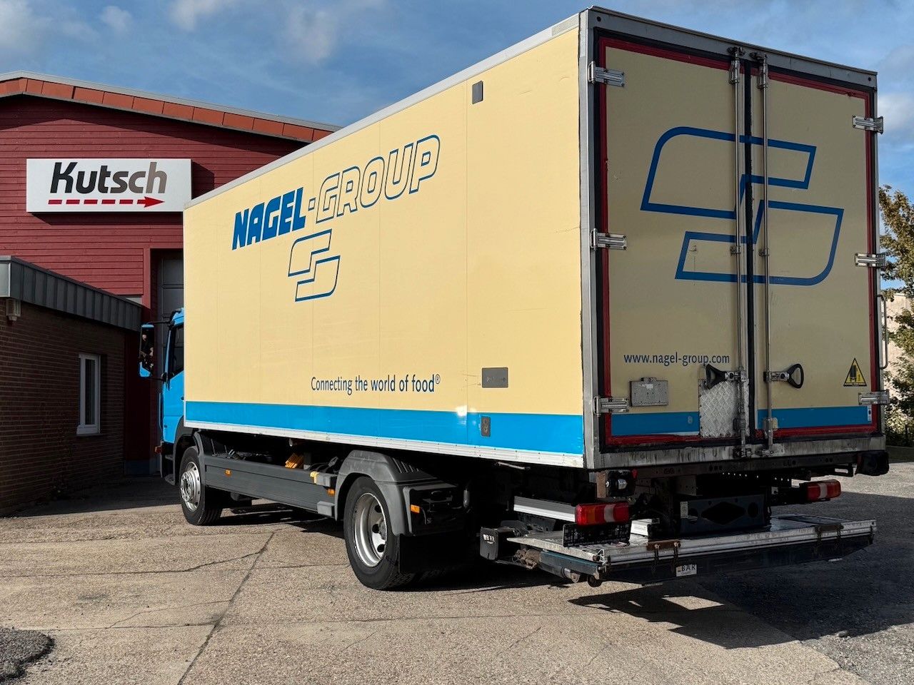 Fahrzeugabbildung Mercedes-Benz 1524 L / 1624 L Atego Tiefkühlwagen/Türen + Lbw.