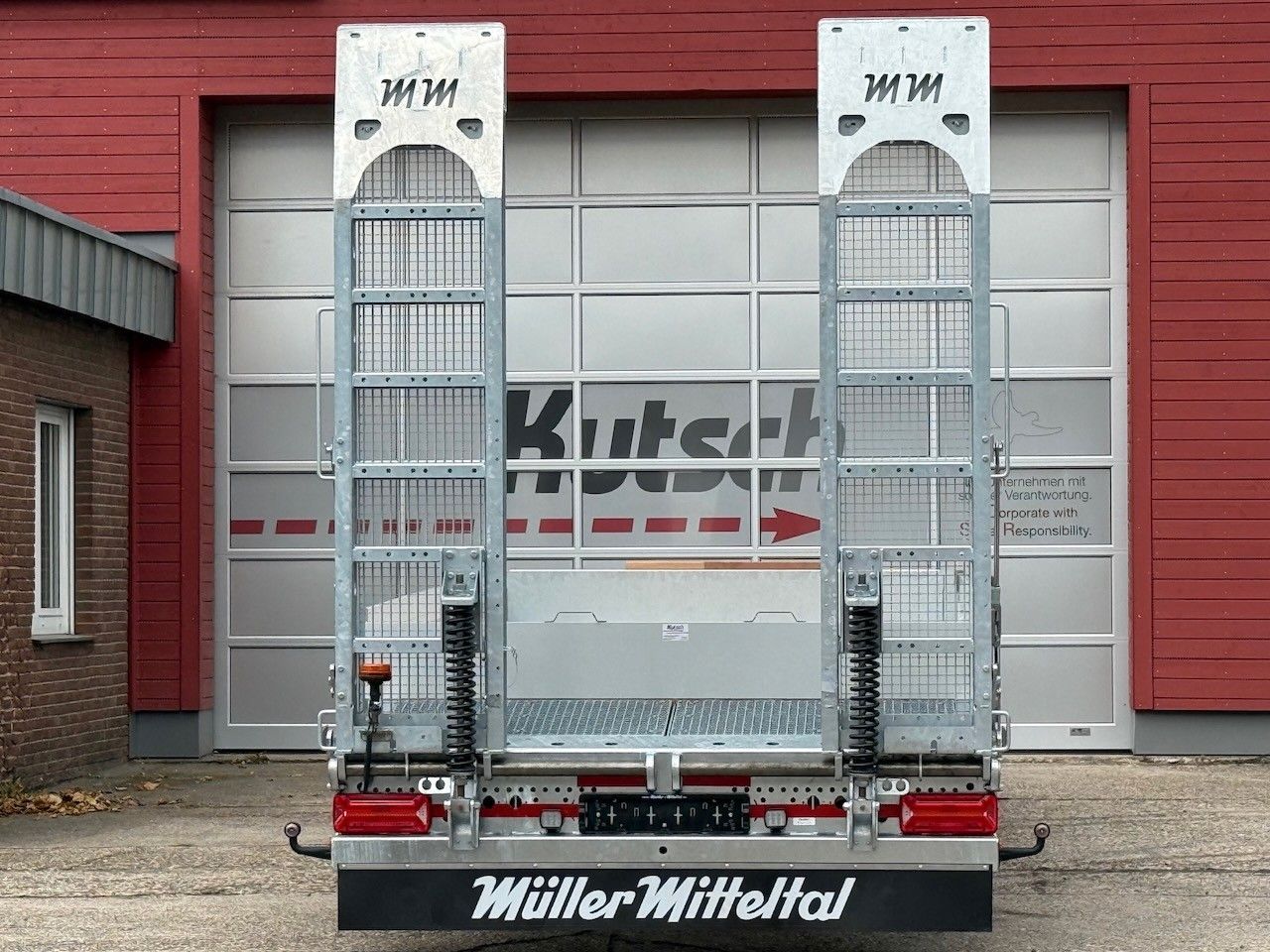 Fahrzeugabbildung Müller-Mitteltal Etütar 14,4 verkürzte Bordwände, LED Rundum