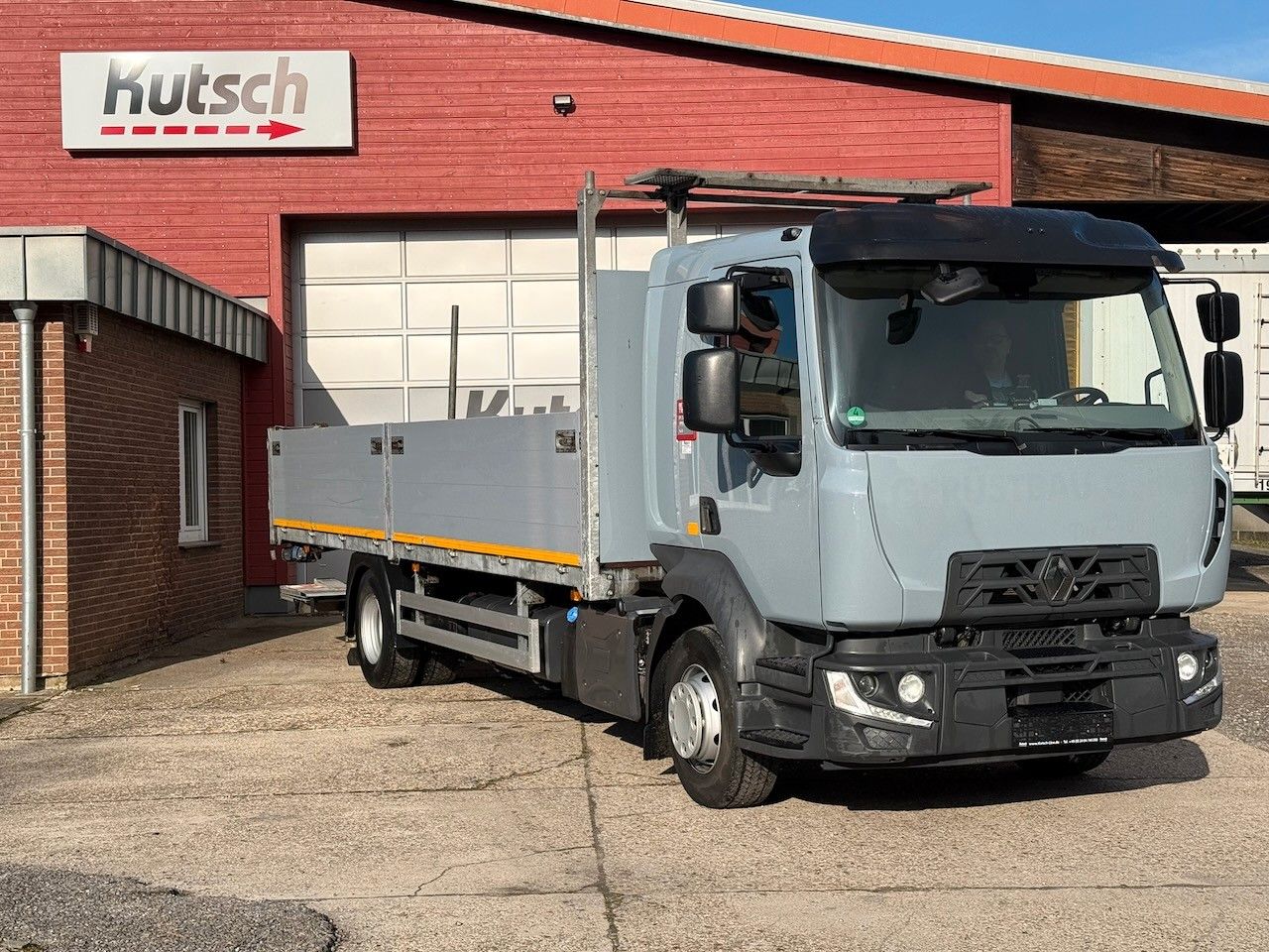 Fahrzeugabbildung Renault D16-280 offene Pritsche, Lbw unterfaltbar