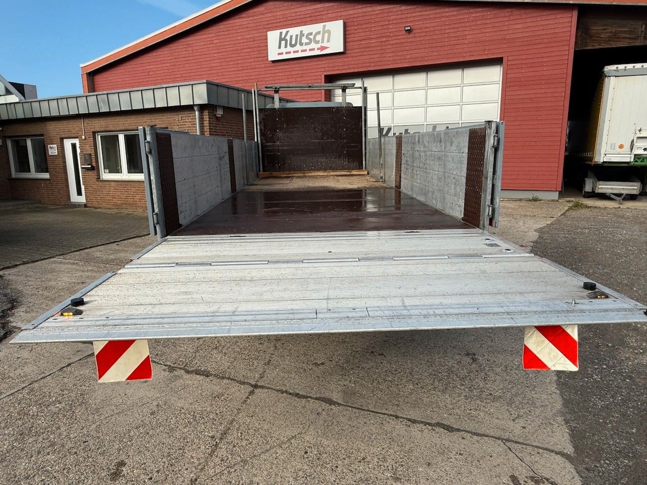 Fahrzeugabbildung Renault D16-280 offene Pritsche, Lbw unterfaltbar